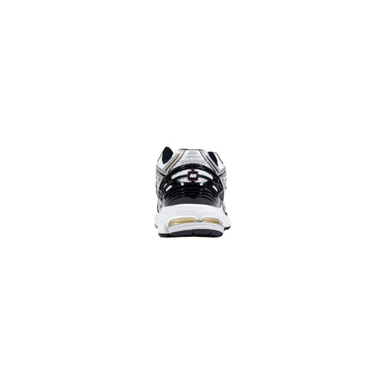 New Balance Men Sneakers