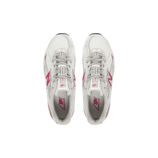 New Balance Women Sneakers