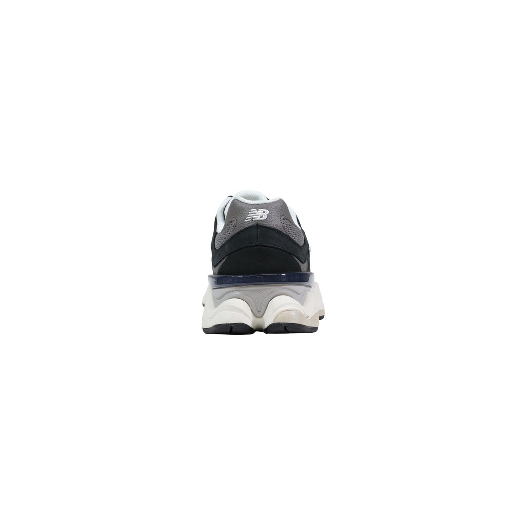 New Balance Men Sneakers