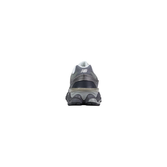 New Balance Men Sneakers
